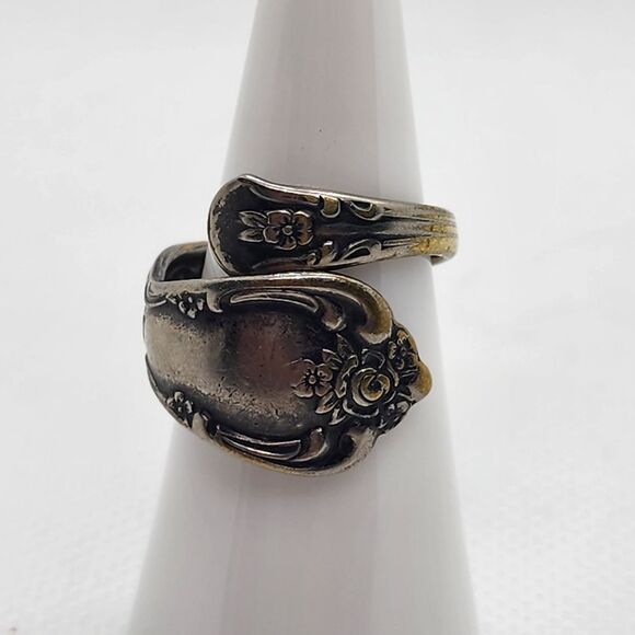 WMA Rogers Oneida Vintage Silverware Wrap Ring - Picture 1 of 7
